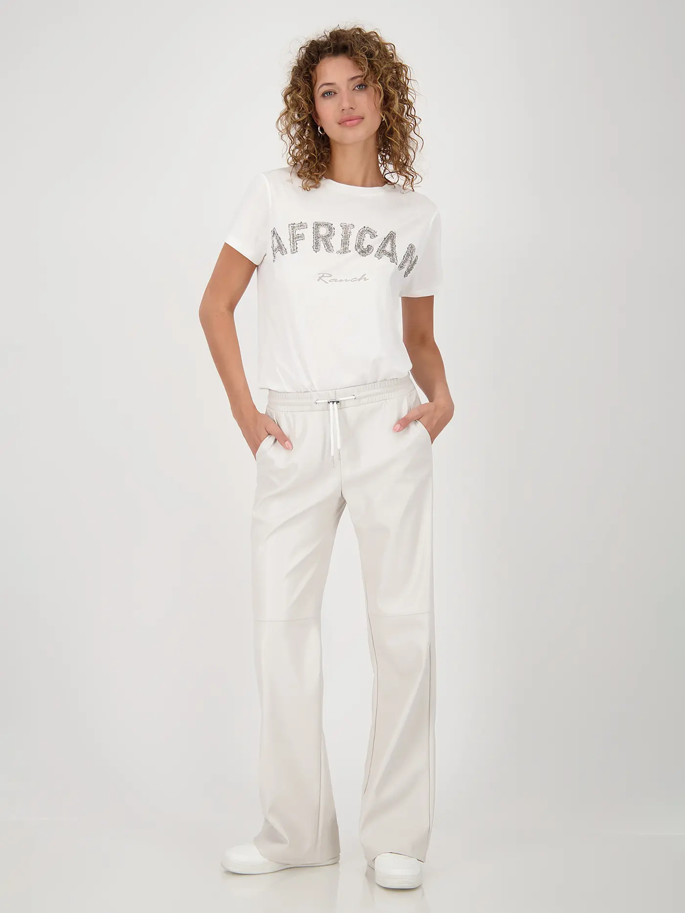 MONARI | Hose in Lederoptik | 